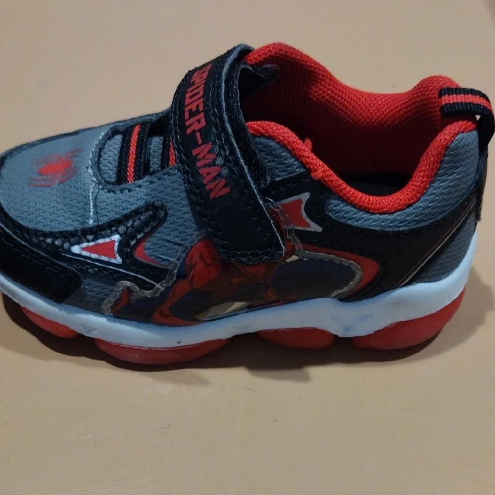 Marvel Spiderman Light Up Kids Sneakers - Red, Black, and Gray - Picture 2 of 4